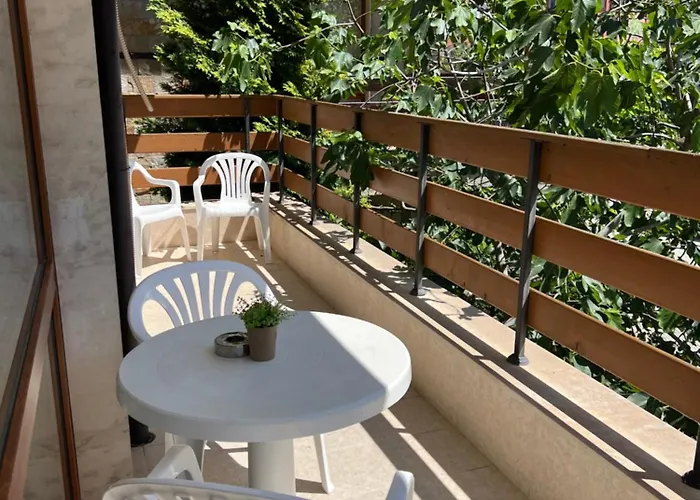 Robinson Elenite First Line Apartment Sveti Vlas